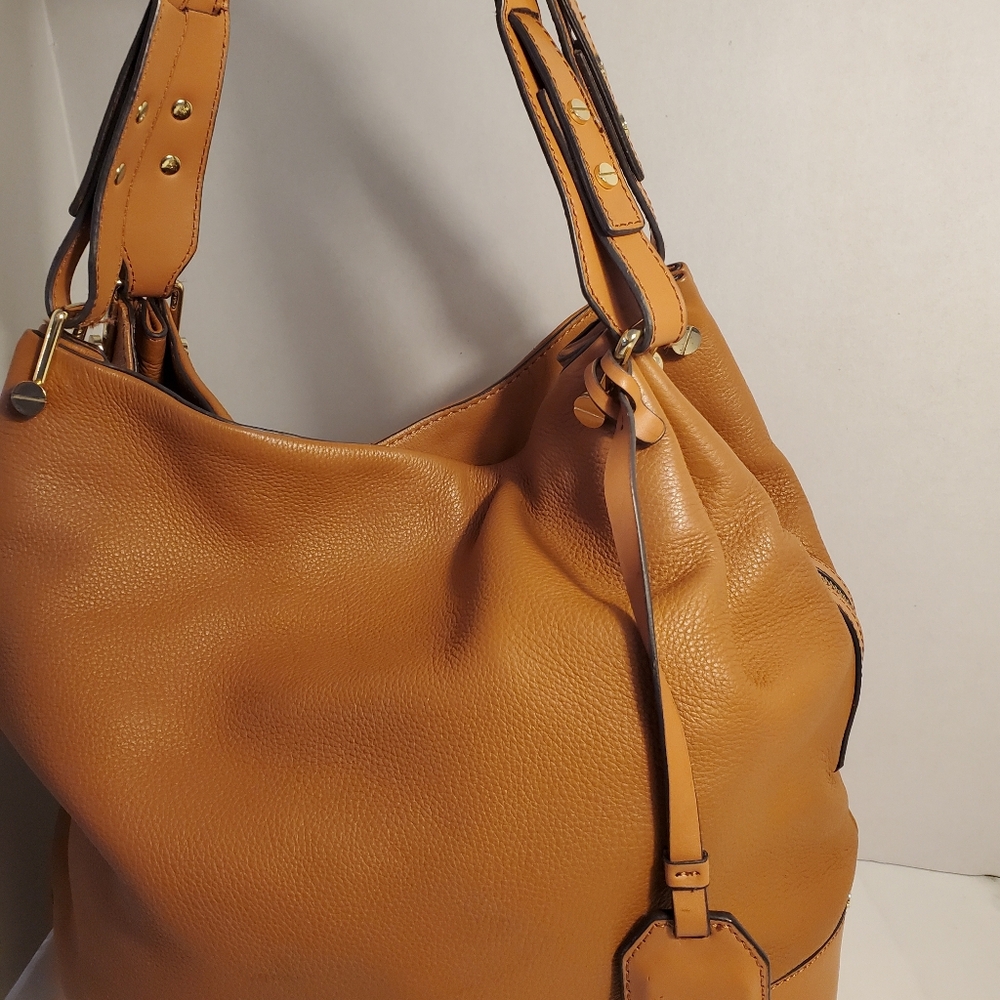 New Tan Vunce CAMUTO SHOULDER BAG